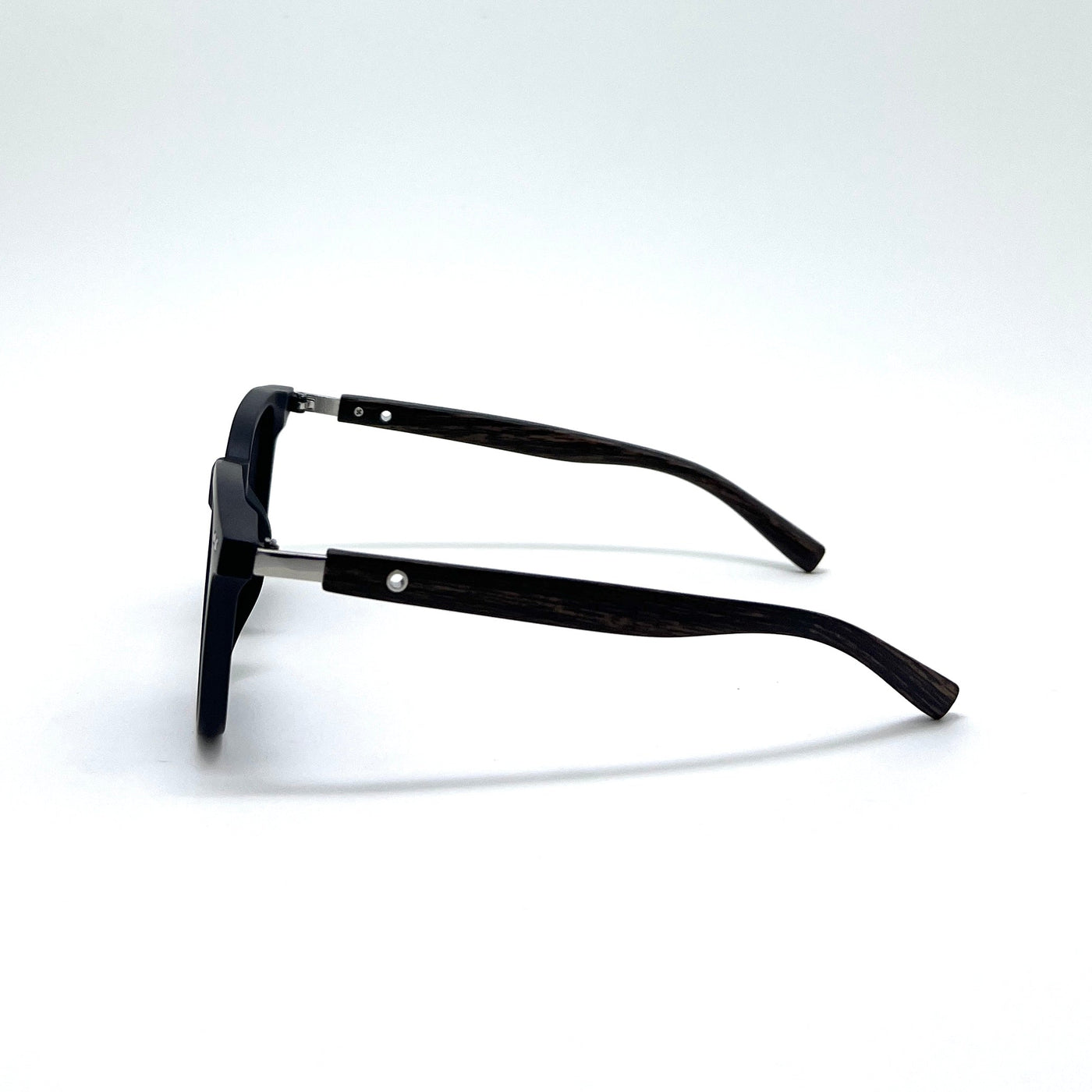 Star - 848 - Black